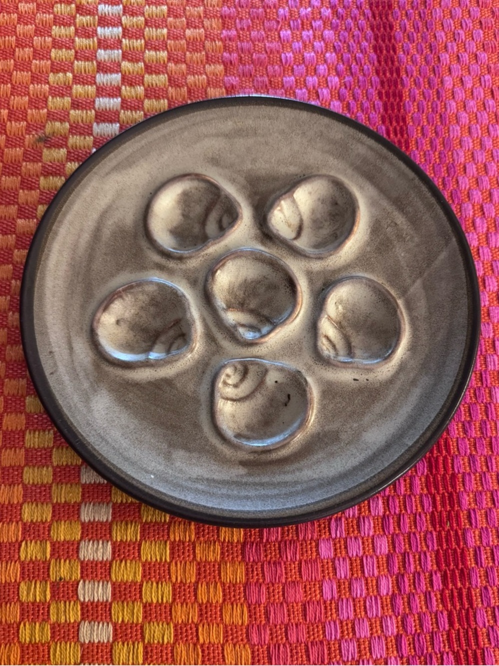 Niderviller French escargot plate, 8 1/4 inches, like new